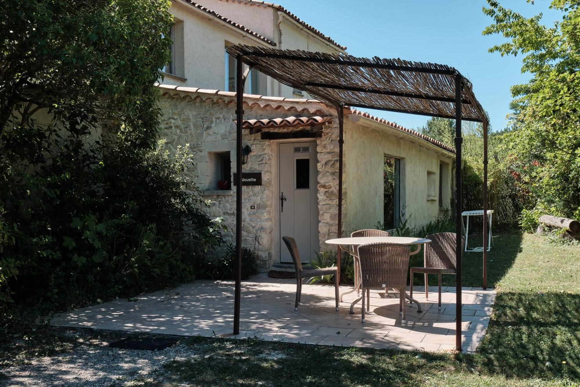 Les Maisons De Chante Oiseau Sigonce Номер фото