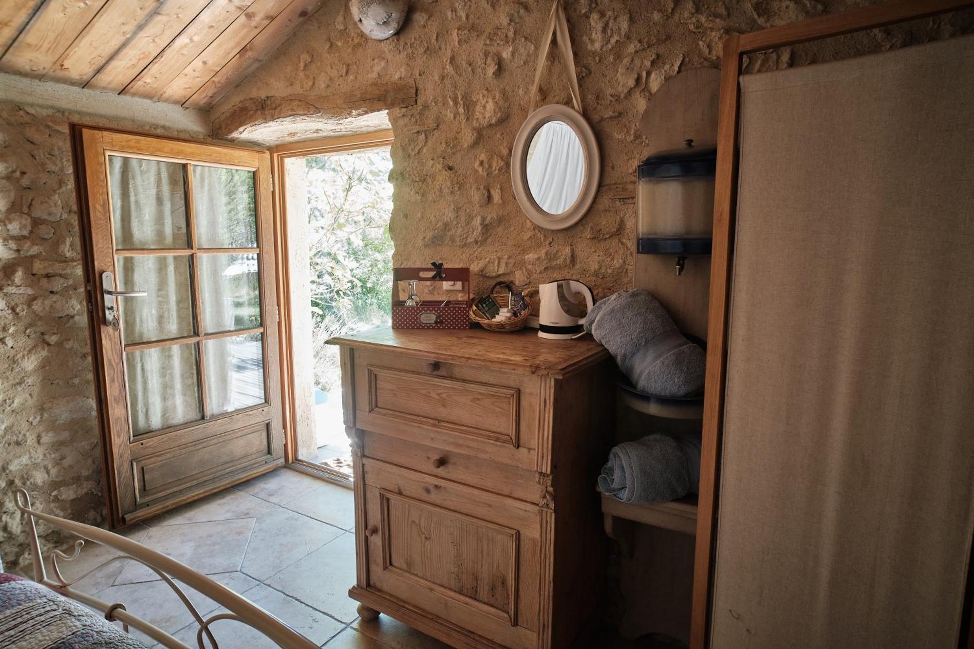Les Maisons De Chante Oiseau Sigonce Номер фото